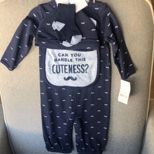 NWT Carter’s converter gown gift set